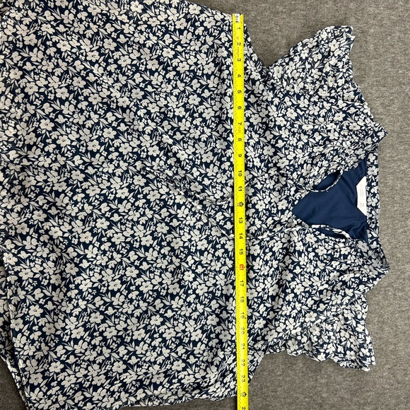 Lauren Conrad Women's Split V-Neck Tie Front Cap Flutter Sleeve Lined Blouse XXL - Picture 5 of 10